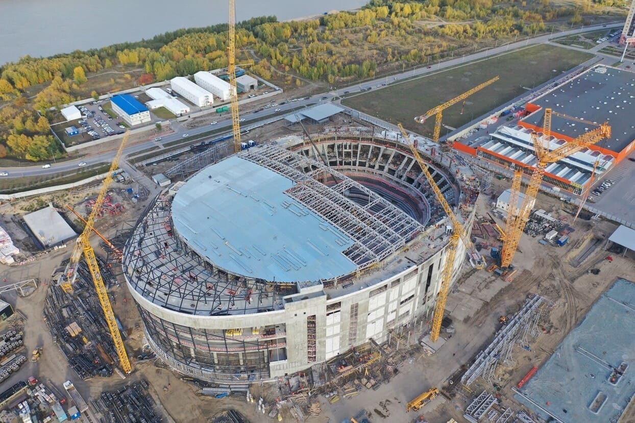 The construction readiness of the Arena Omsk is 35%-photo-2