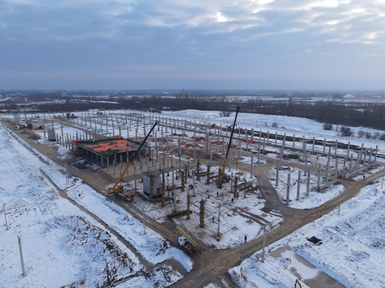 A foundation`s reinforcing of the industrial complex in Chernyakhovsk is being carried out on time-photo-2