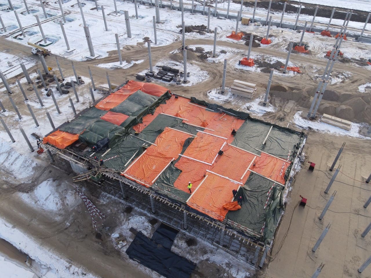 Работы по армированию фундаментов промышленного комплекса в Черняховске ведутся в срок-photo-4