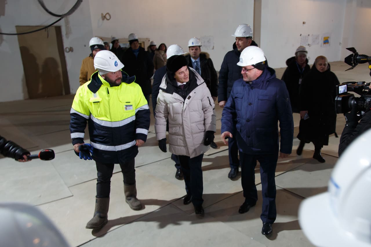 The Governor of the Yamalo-Nenets Autonomous District visited the construction of the terminal in Novy Urengoy-photo-1
