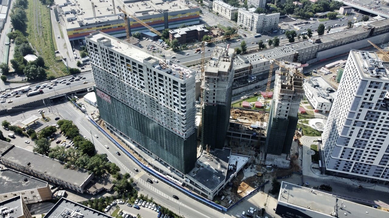 Pouring of bearing structures is completed in the 18th building of Simvol Residential Complex-photo-10