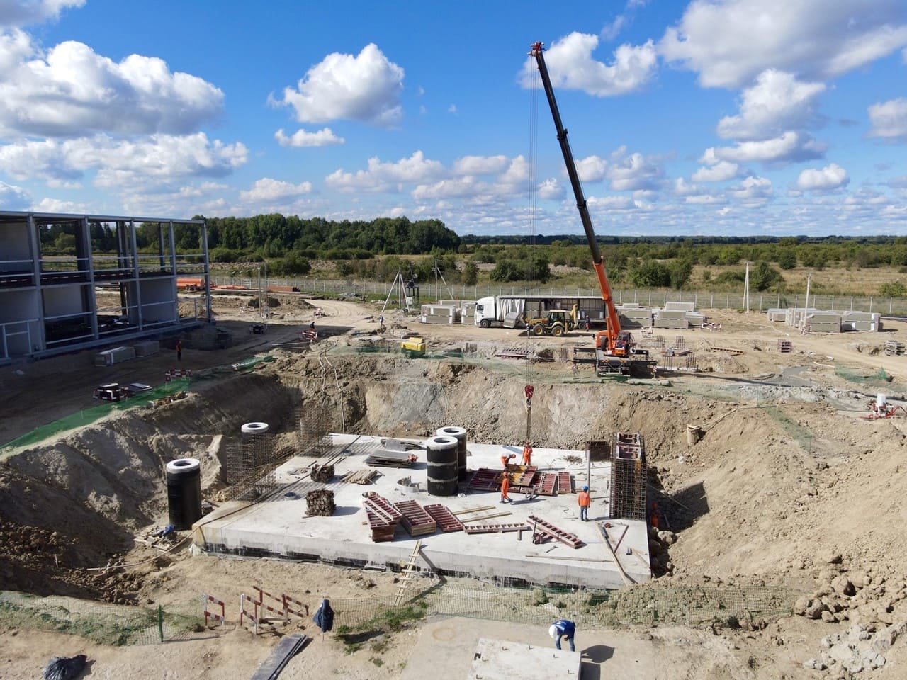 Динамика строительства промкомплекса в Черняховске в августе-photo-7