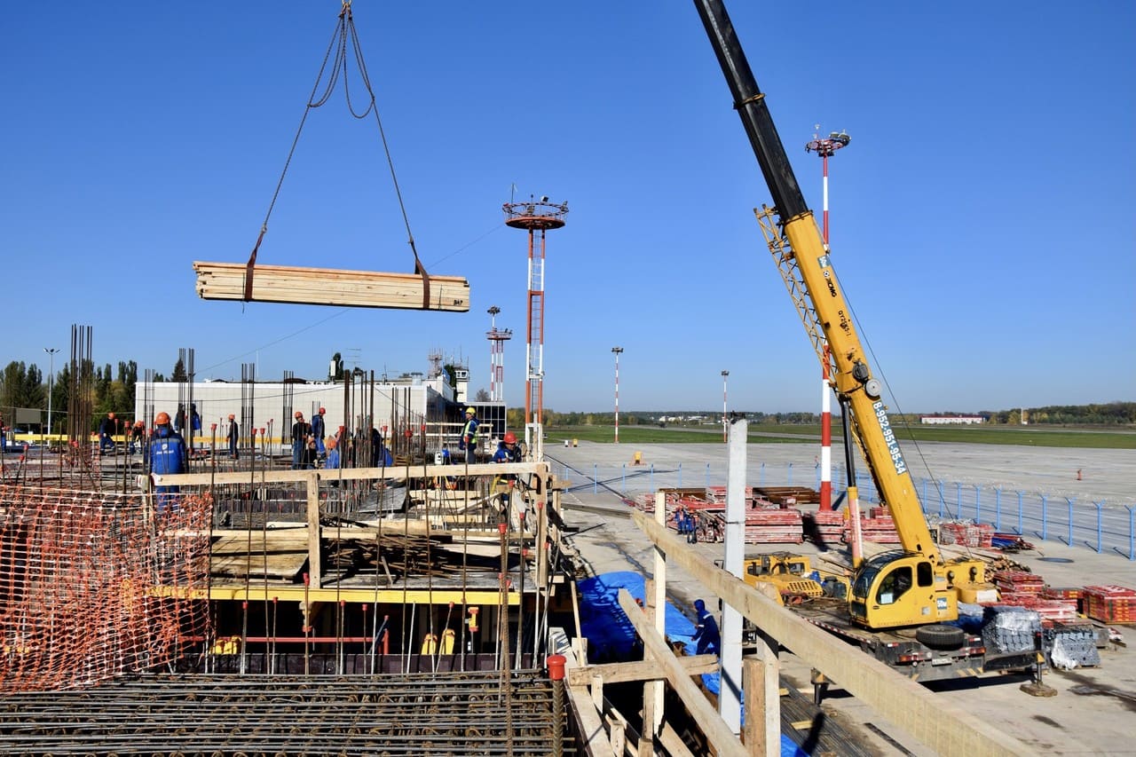 Builders of the new Voronezh airport terminal have reached the second floor level-photo-5