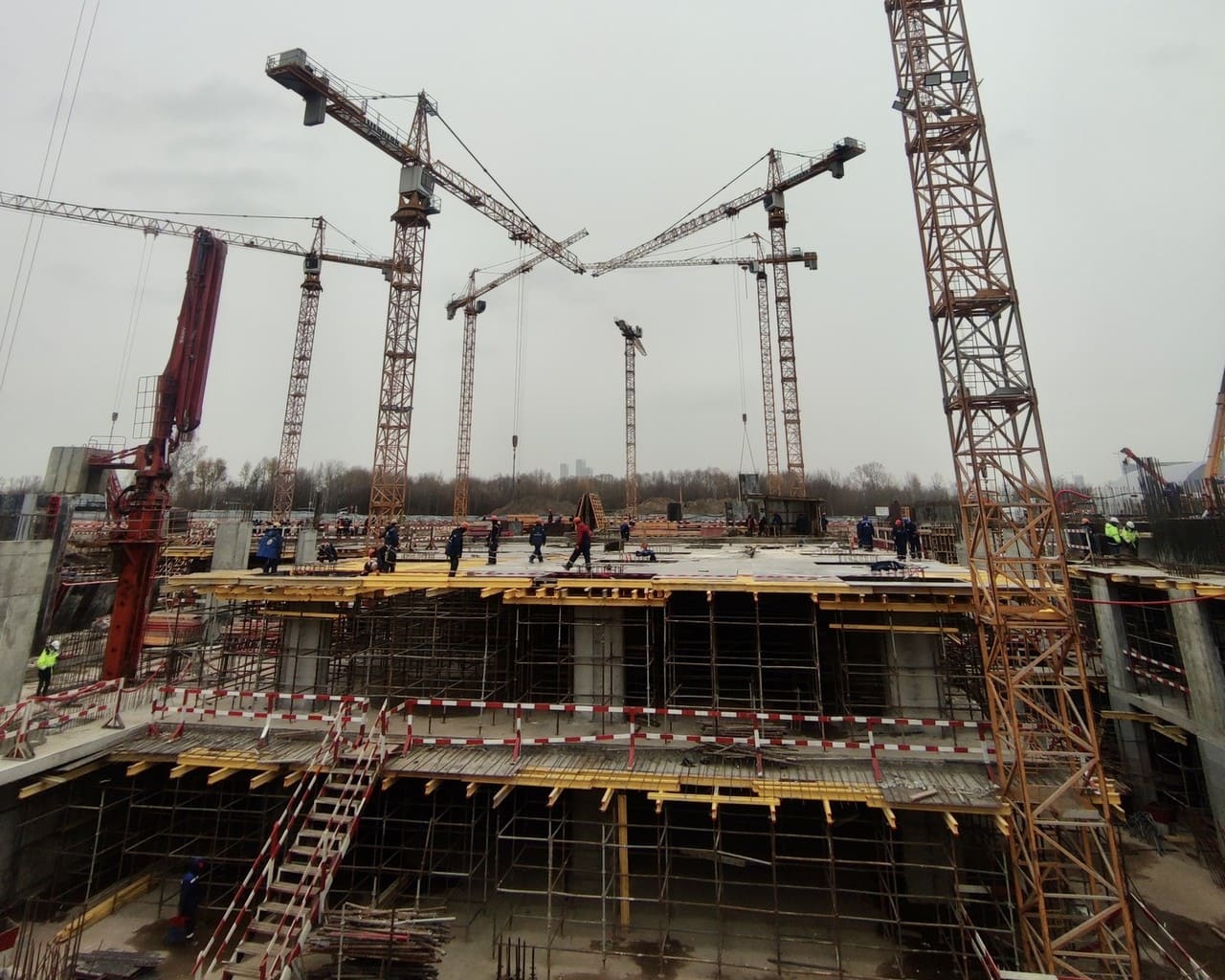 LMS continues to build monolithic structures in the Ostrov Residential Complex-photo-4