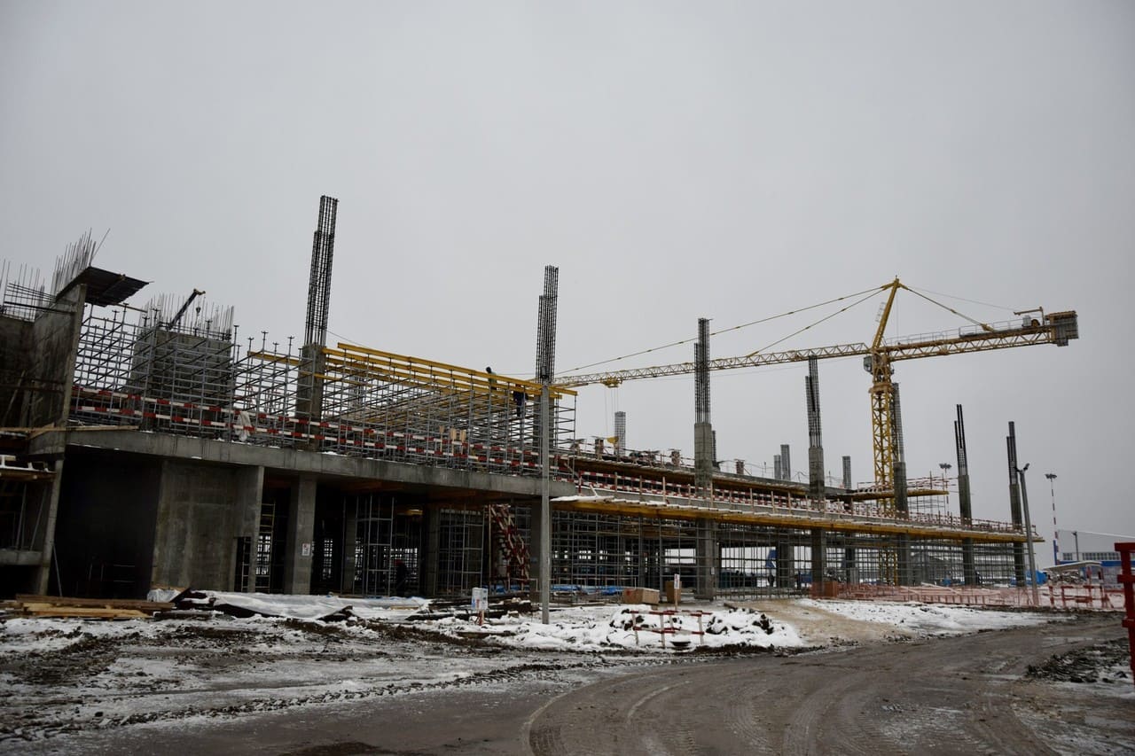 Строители начали возведение третьего этажа терминала аэропорта Воронеж-photo-1