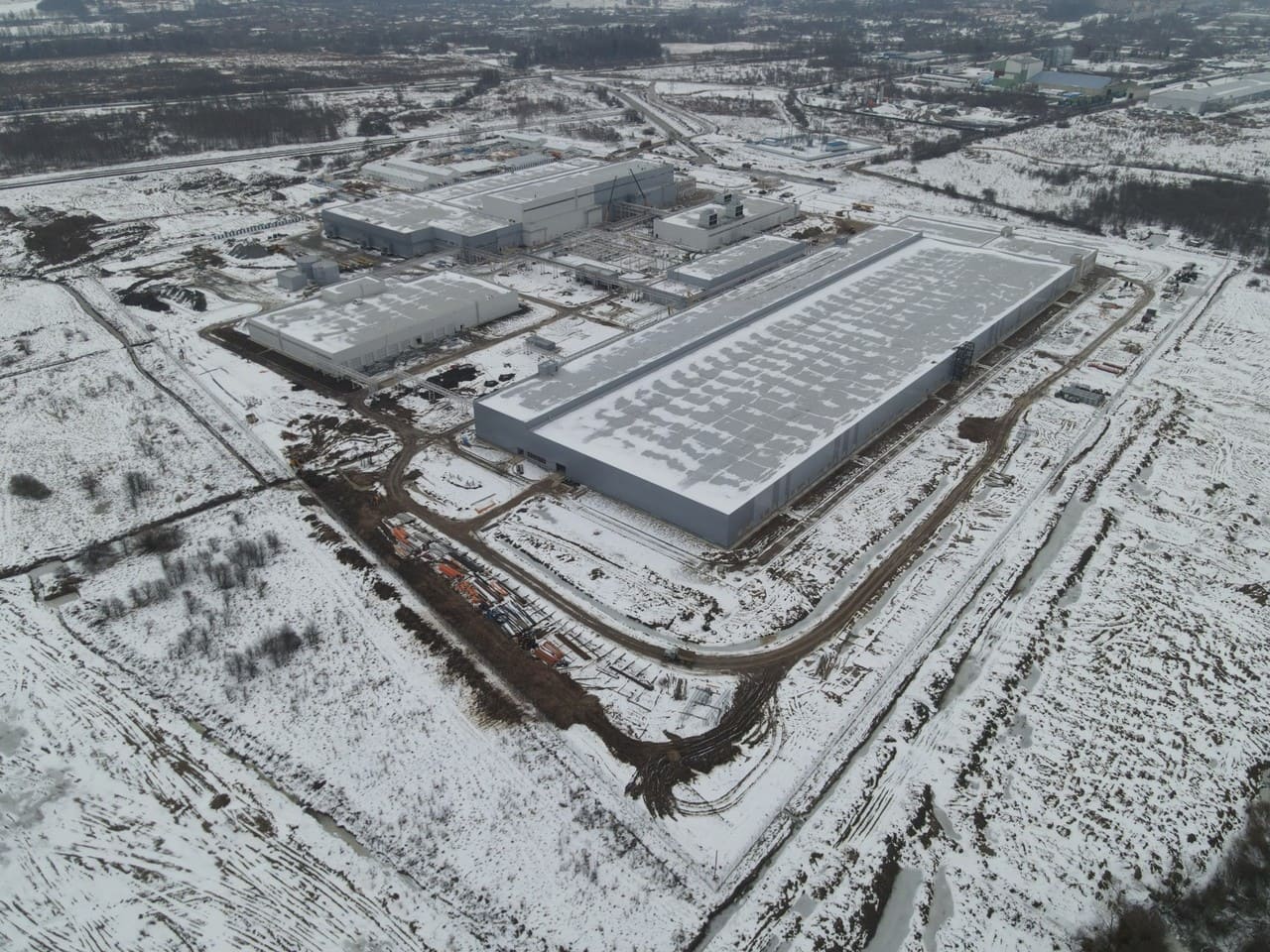 LMS completes installation of sandwich panels in Chernyakhovsk-photo-3