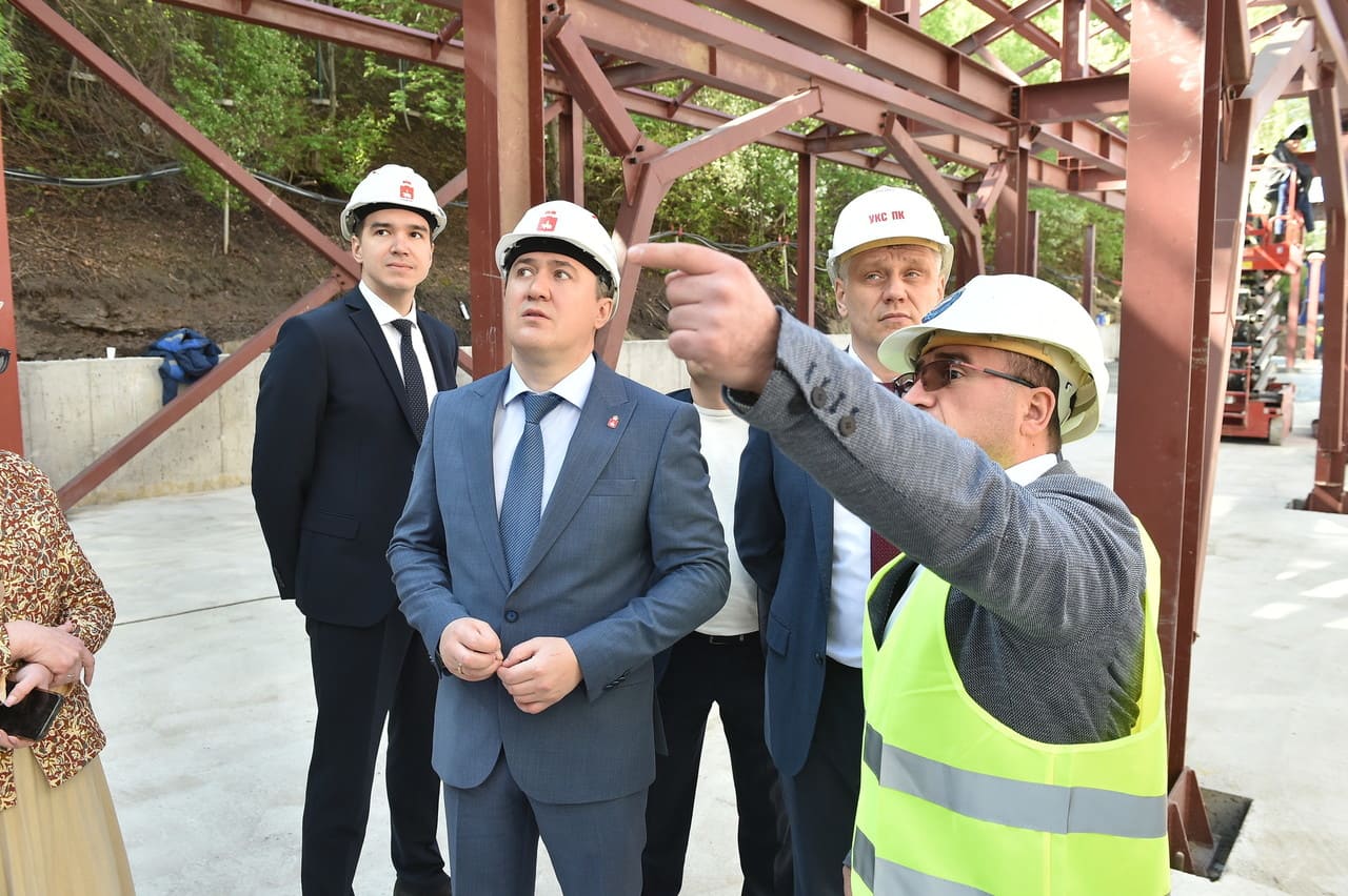 The governor checked the progress of construction of the Perm Art Gallery-photo-8