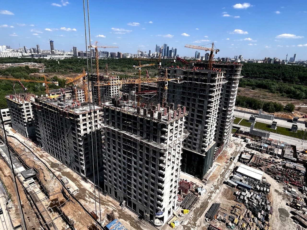 Dynamics of construction of the fifth quarter of the residential complex «Ostrov» in Moscow in May-photo-1